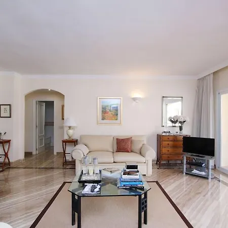 Appartement Cosy Beach Side Overlooking The Pool *